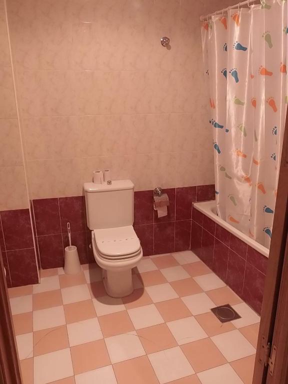 Hostal-Restaurante San Antolin Tordesillas Bagian luar foto