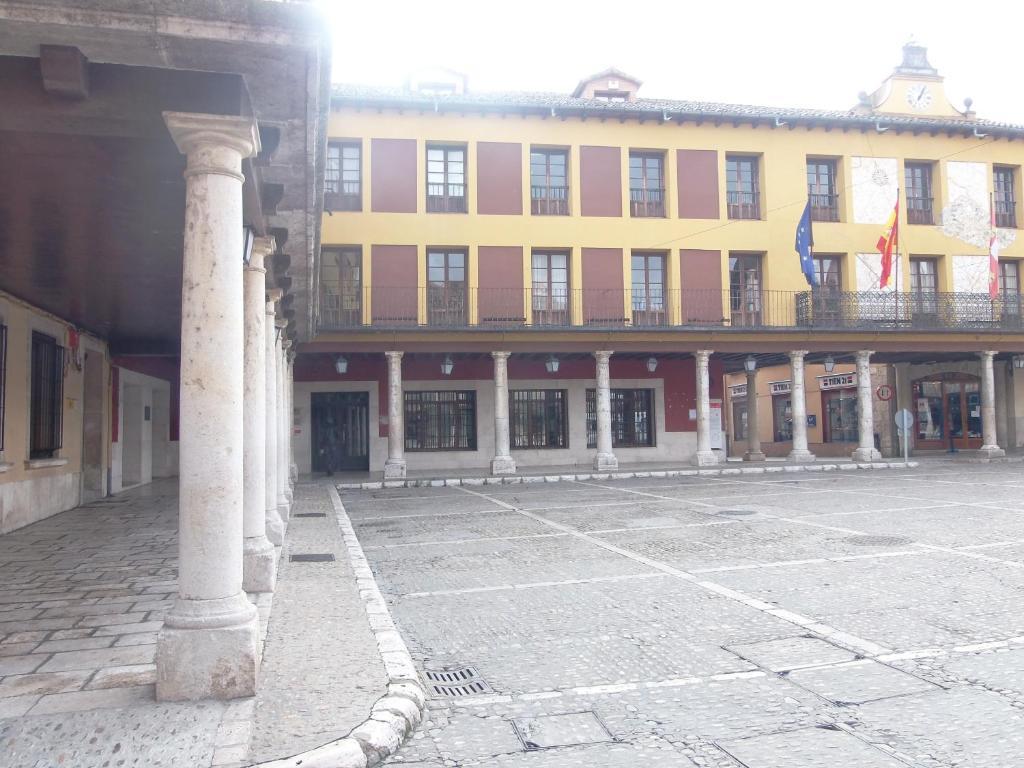 Hostal-Restaurante San Antolin Tordesillas Bagian luar foto